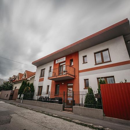 City Penzion Hotell Košice Exteriör bild