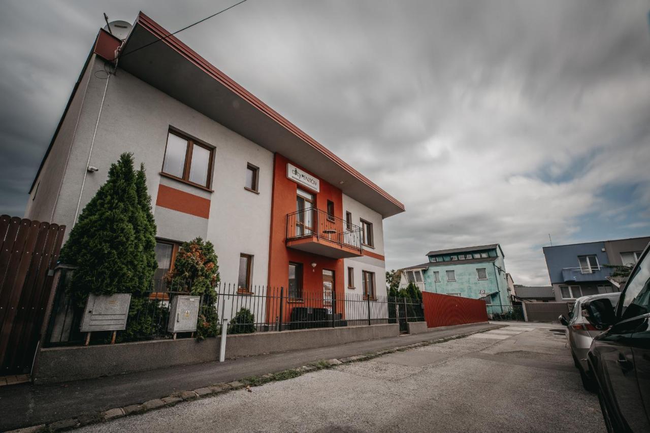 City Penzion Hotell Košice Exteriör bild