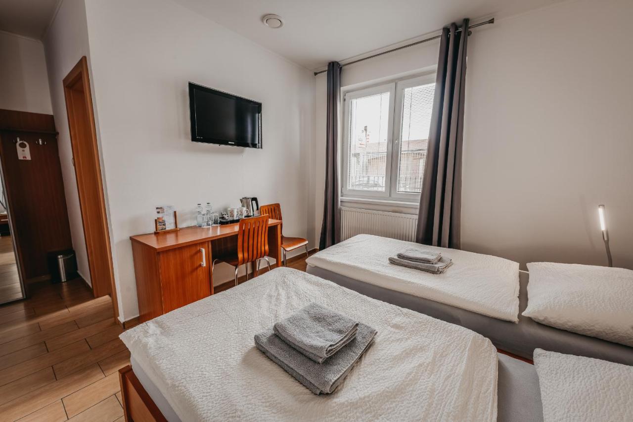 City Penzion Hotell Košice Exteriör bild
