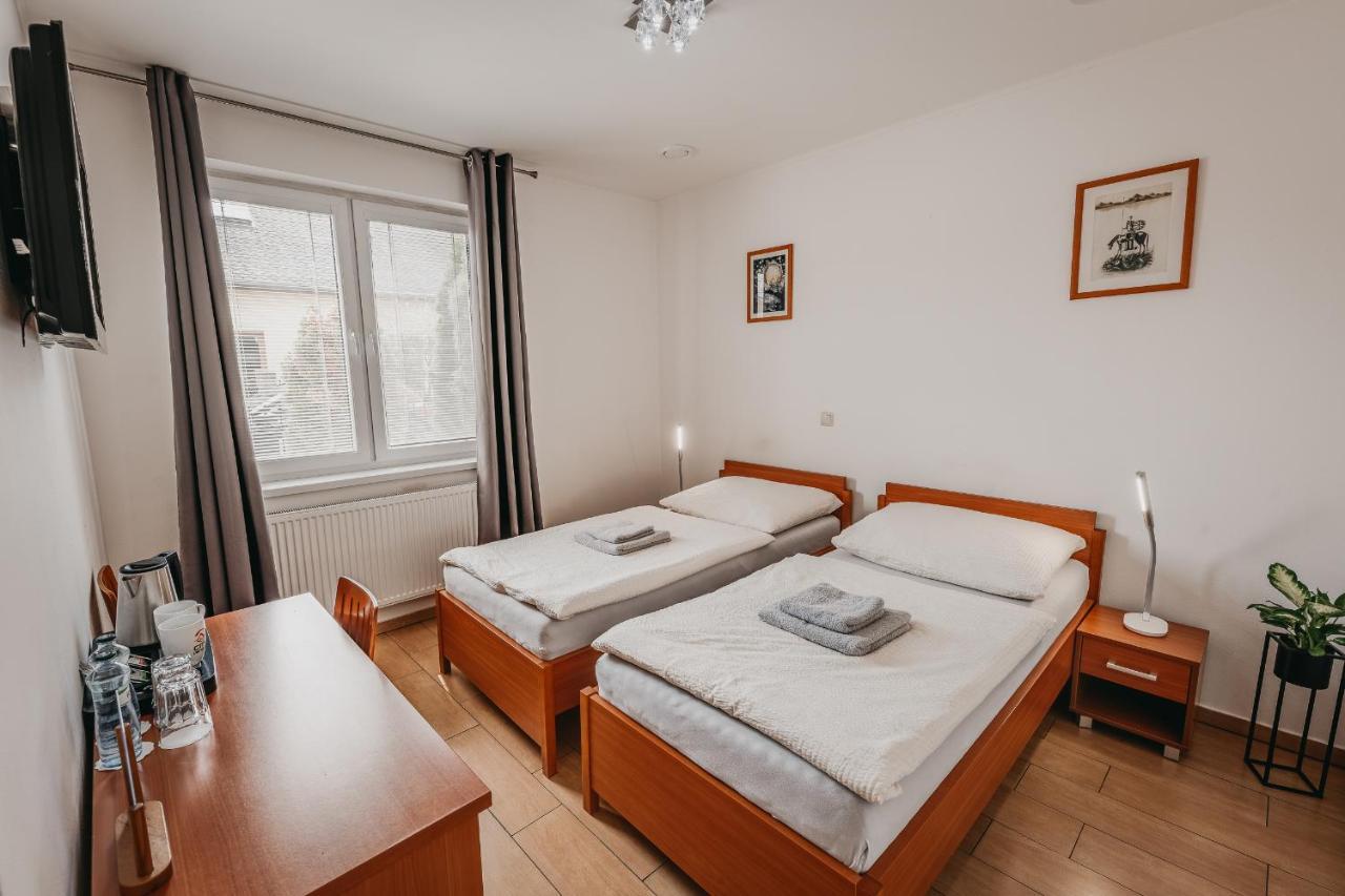 City Penzion Hotell Košice Exteriör bild